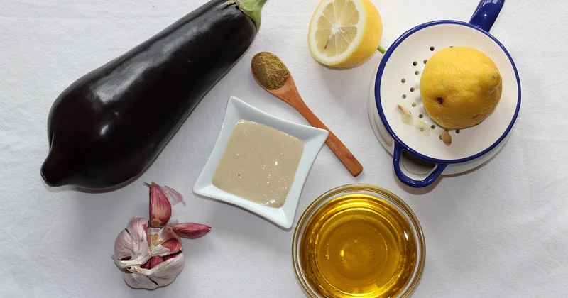 Variations : le houmous sans tahini, et les autres chemins vers le crémeux