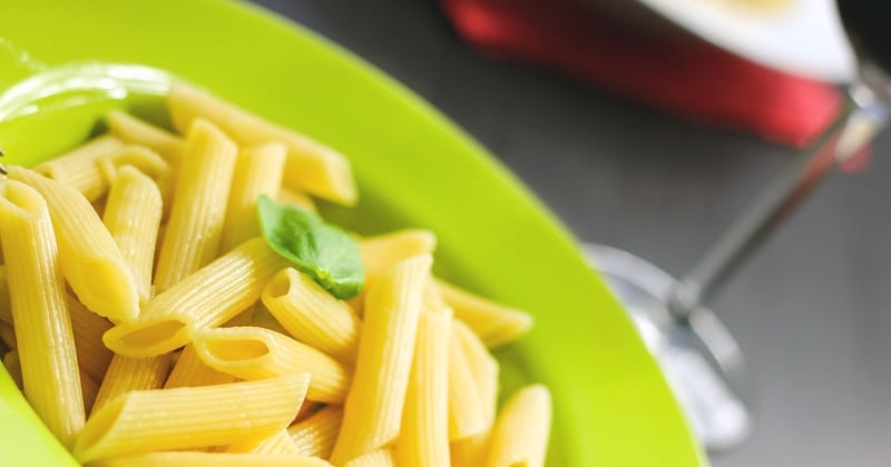 La véritable recette de pâtes à la carbonara authentique italienne, étape par étape